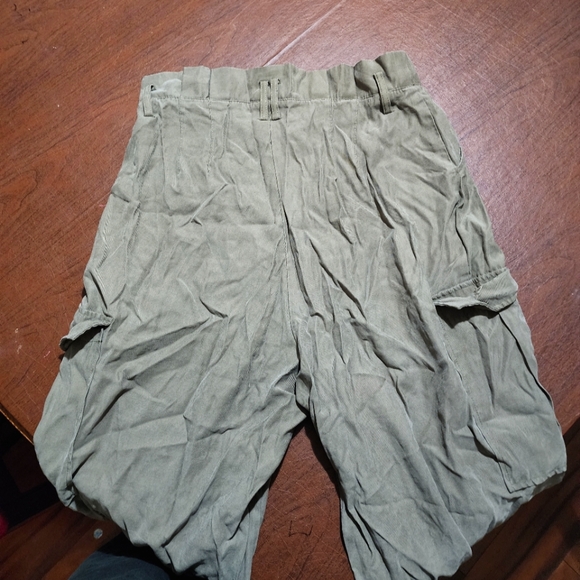 H&M Pants - Picture 8 of 8